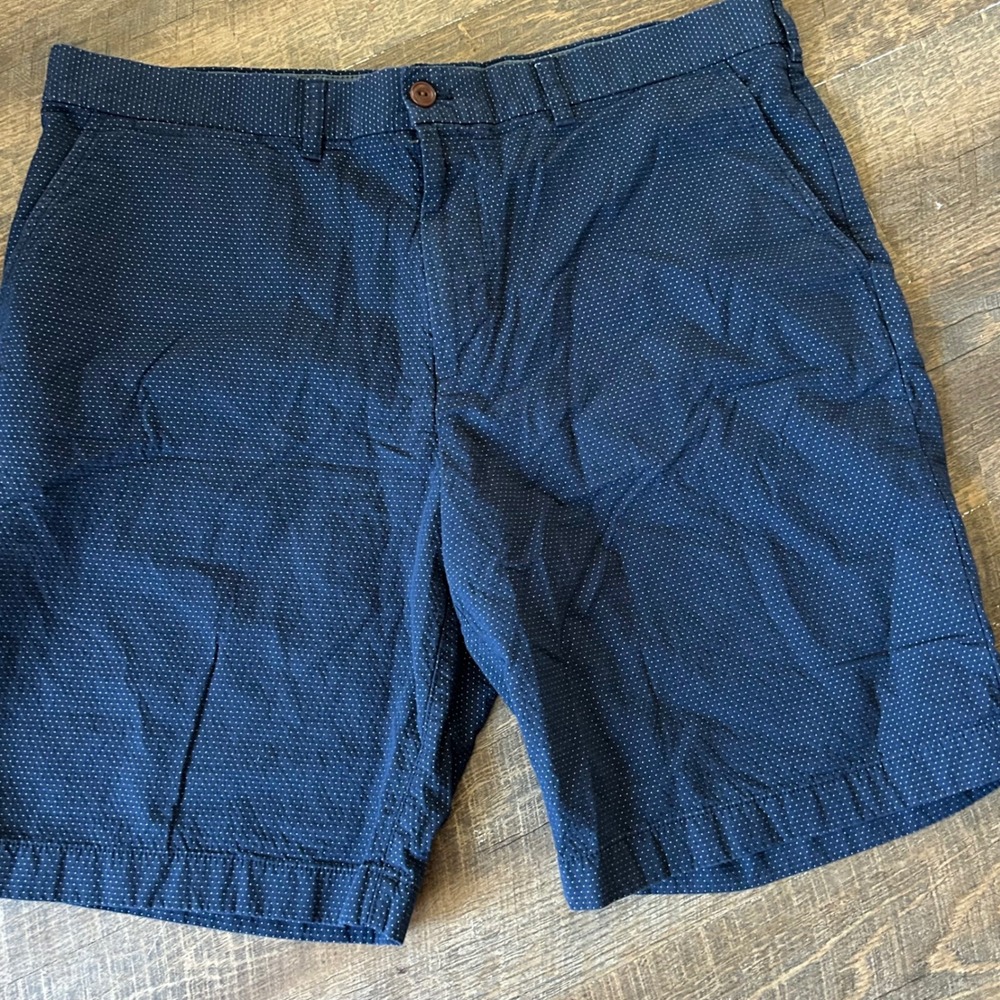 Tommy Hilfiger Mens Classic Fit Polka Dot Chino Shorts Navy Blue Size 40